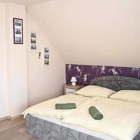 Guba Apartment *